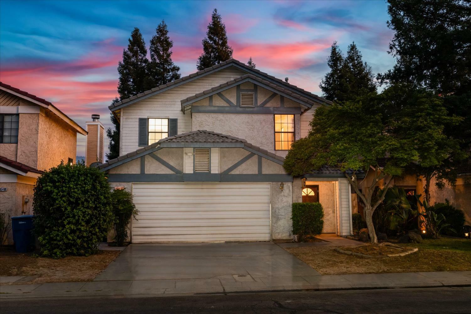 Property Photo:  473 E Alluvial Avenue 107  CA 93720 