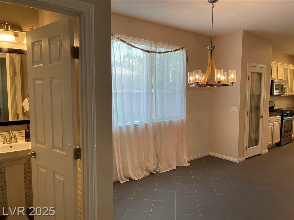 Property Photo: 3073 Hushed Sonnet Avenue NV 89044