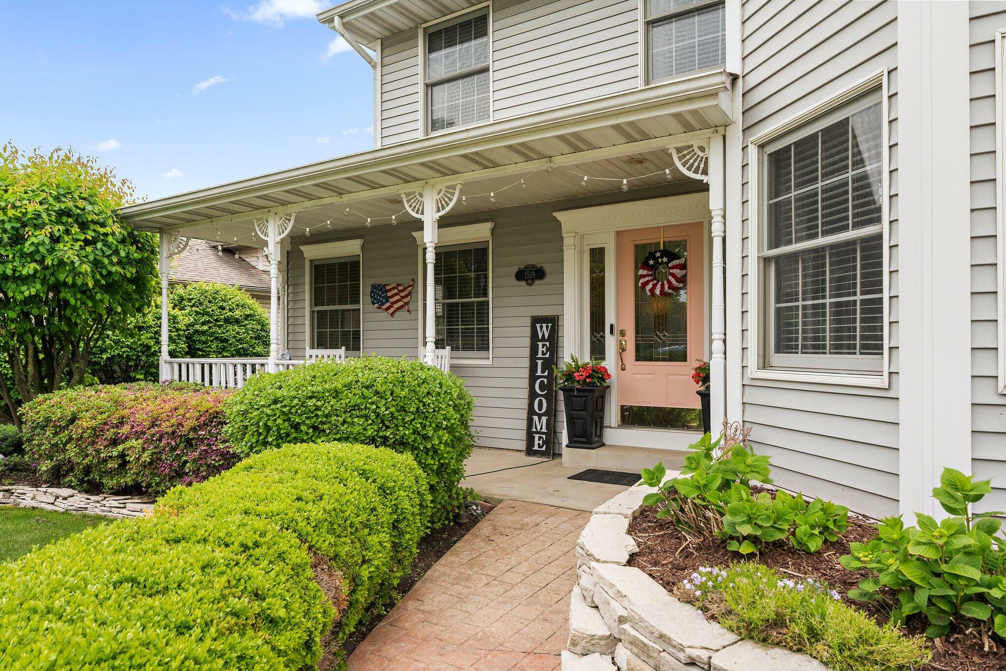 Property Photo: 1519 Oak Leaf Drive IN 46307