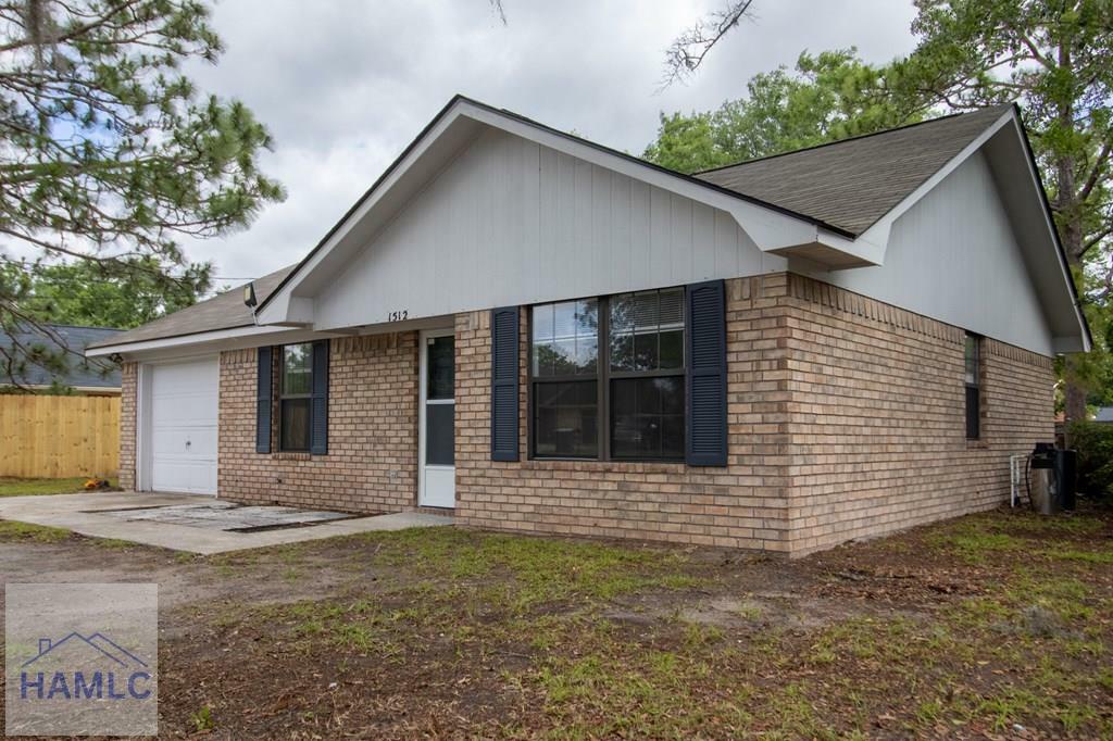 Property Photo: 1512 Woodcrest Circle GA 31313