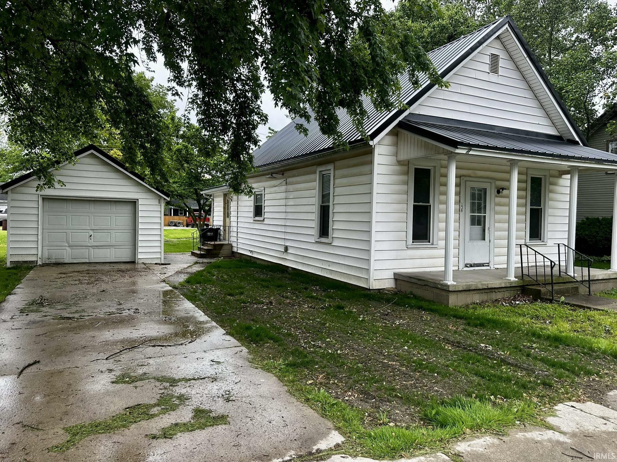 Property Photo: 138 E Washington Street IN 46772