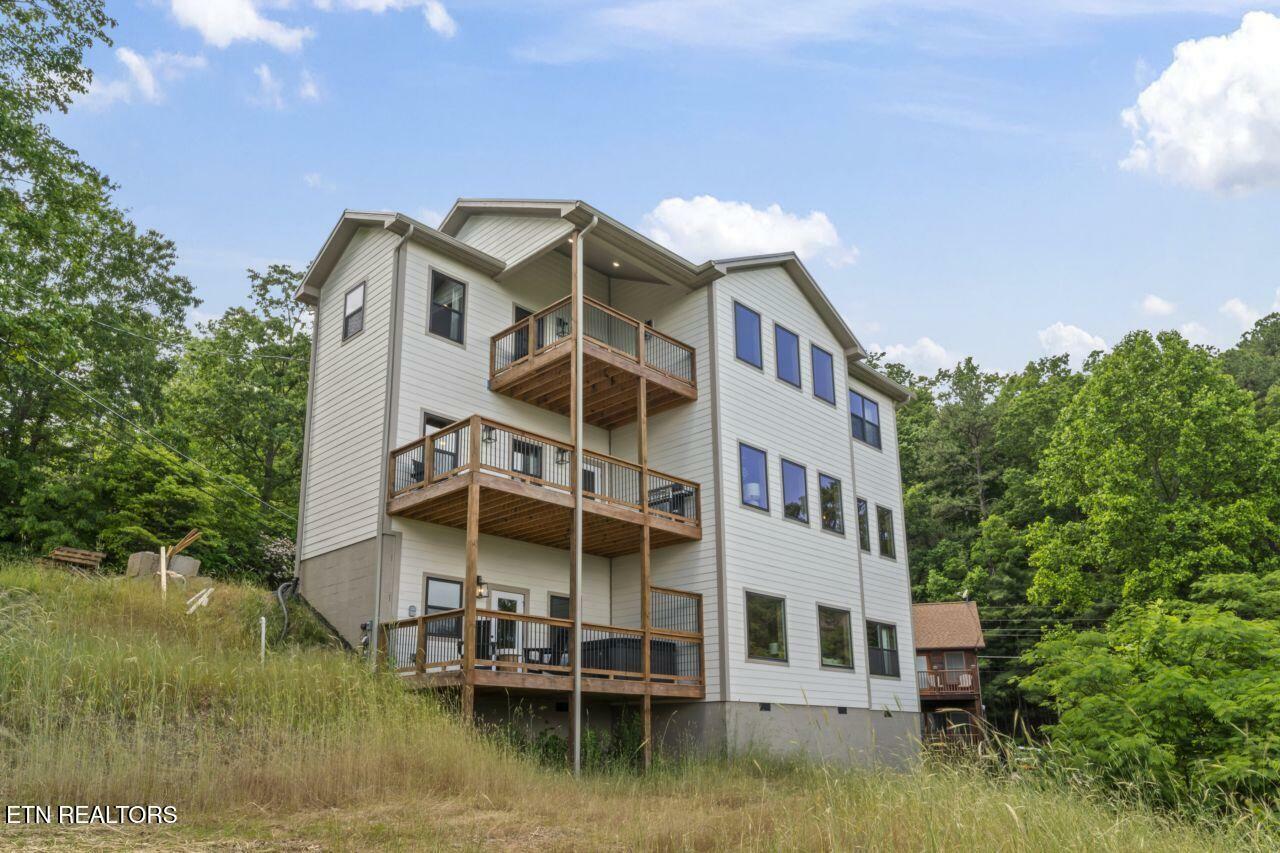 Property Photo: 1143 Upper Alpine Way 1 TN 37738
