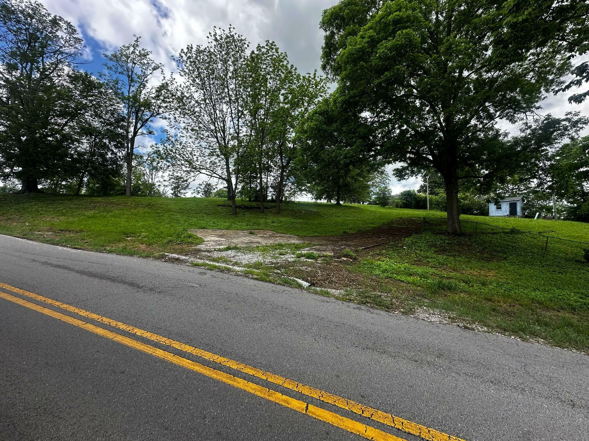 Property Photo: 1707 East Hickman Road KY 40356