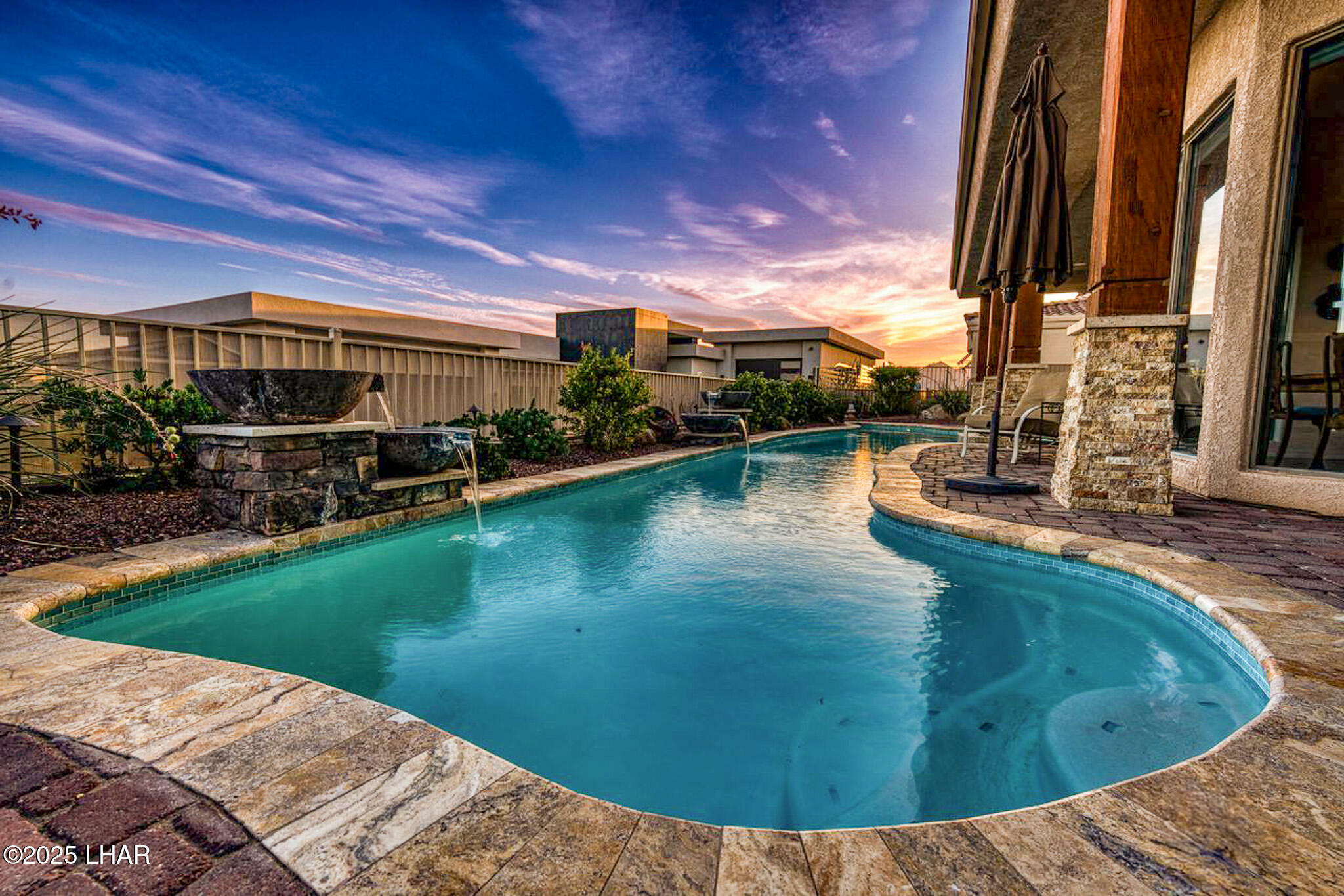 Property Photo: 1882 E Tradition Ln AZ 86404
