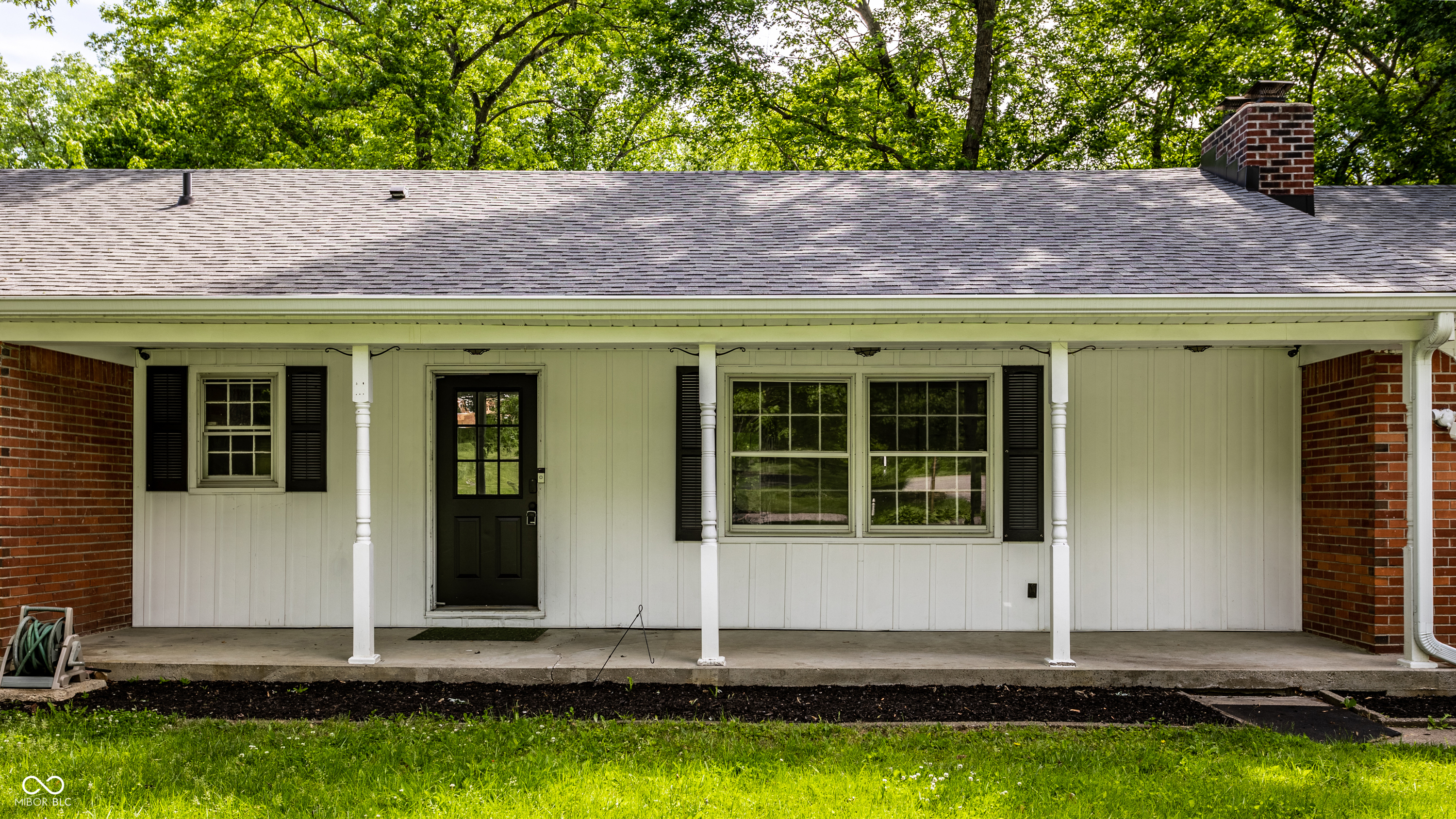 Property Photo: 4275 Springwood Trail IN 46228