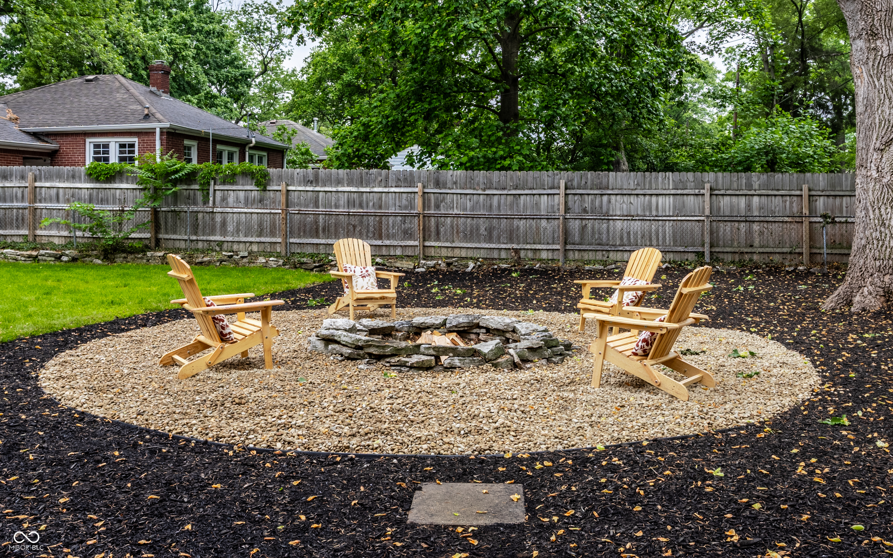 Property Photo: 6137 Evanston Avenue IN 46220