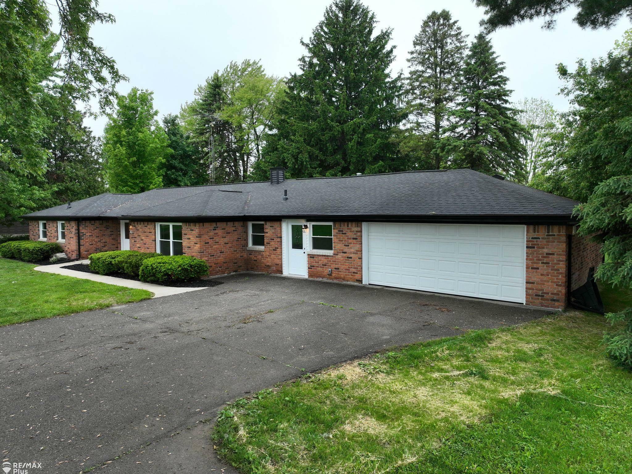 Property Photo: 1022 Turrill Road MI 48446