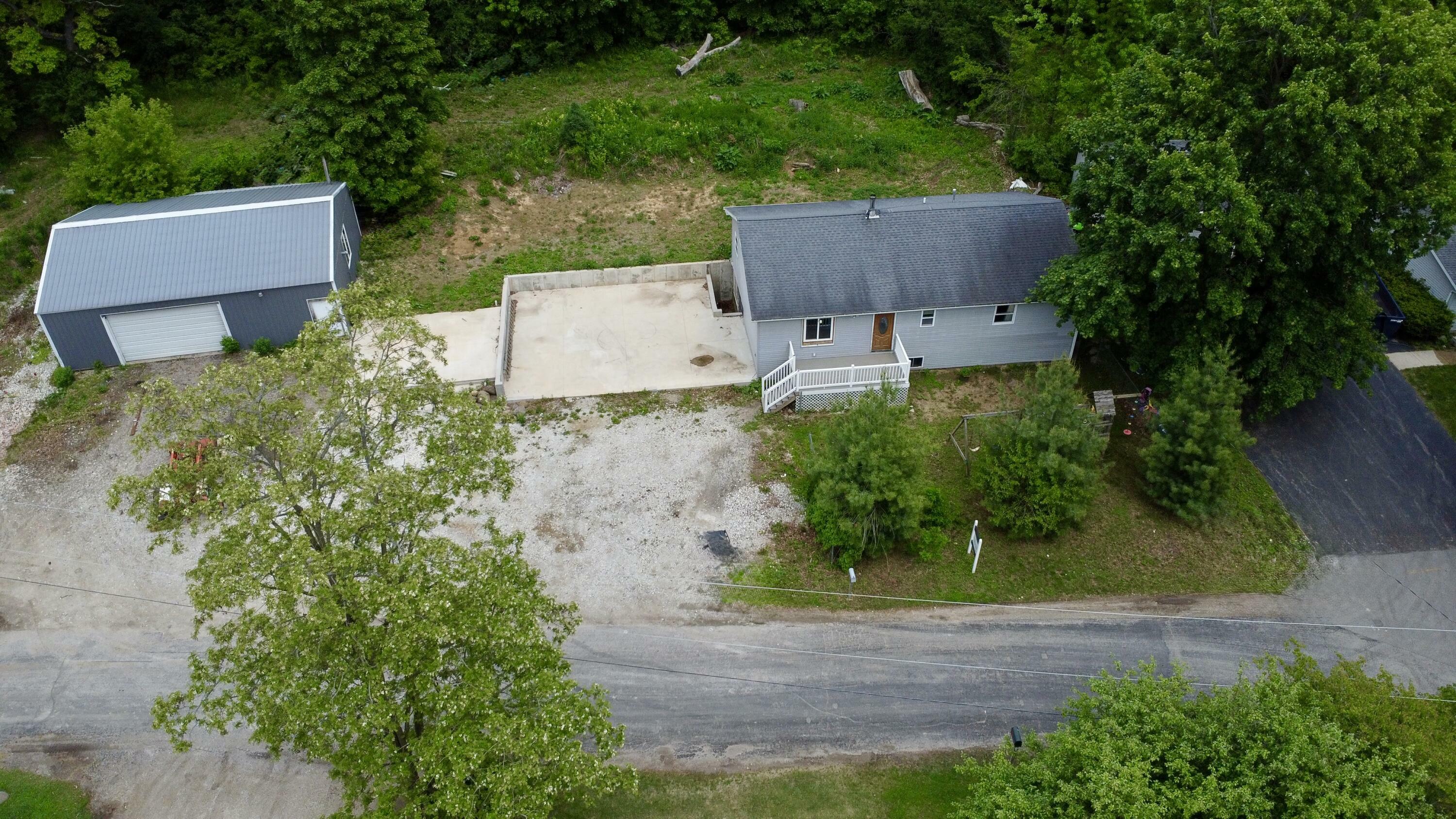 N1696 Mallow Rd  Bloomfield WI 53128 photo