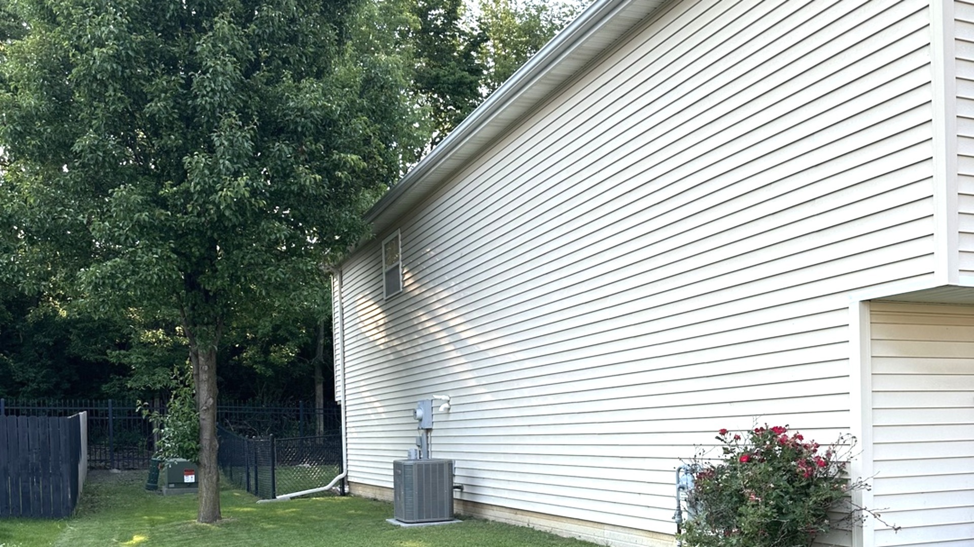 Property Photo: 3905 Shasta Drive IL 61705