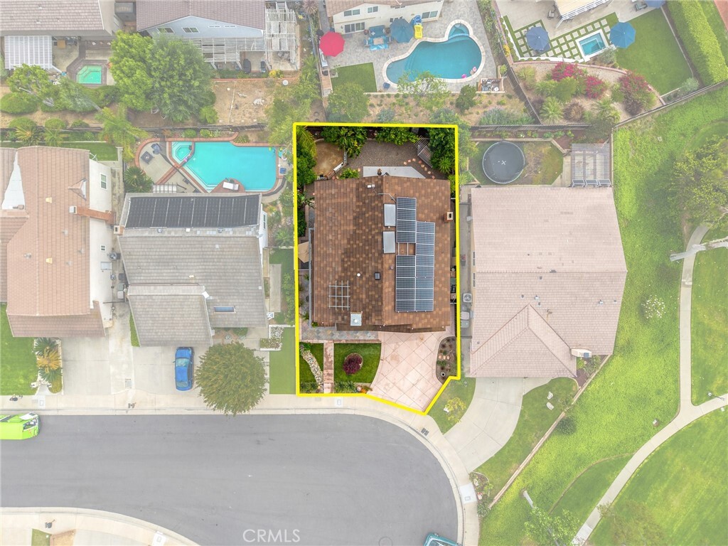 Property Photo: 309 Roundtree Court CA 92821