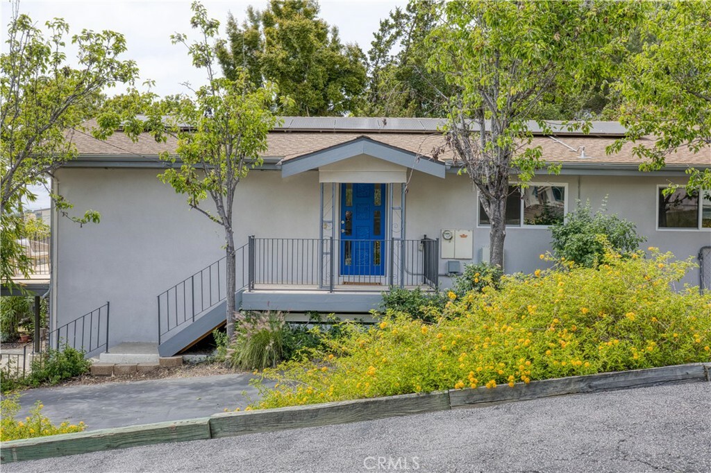 Property Photo:  1770 Alrita Street  CA 93401 