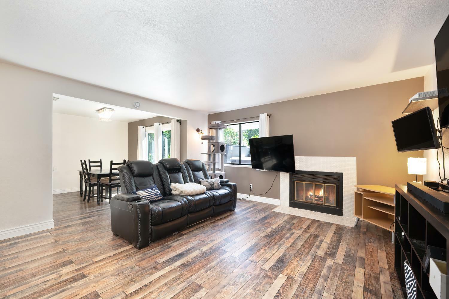 Property Photo: 3955 Stonegate Court CA 95650