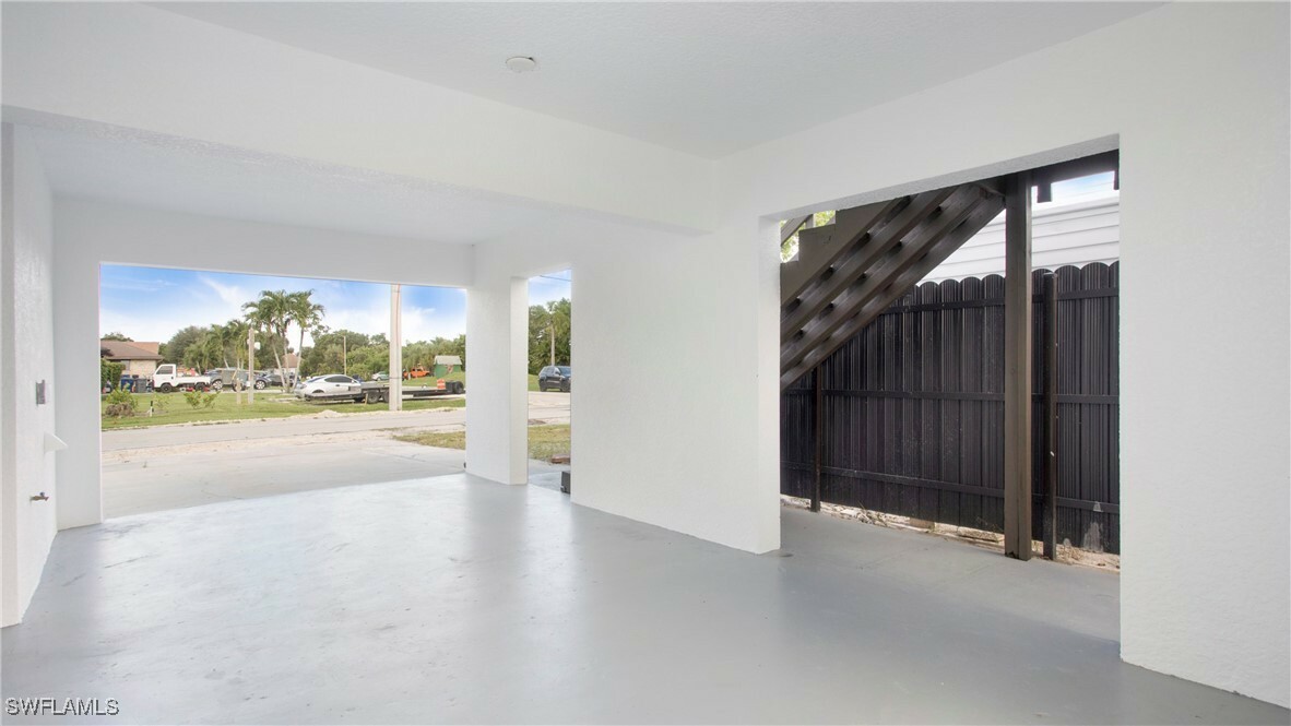 Property Photo: 9002 Somerset (Unit B) Lane FL 34135