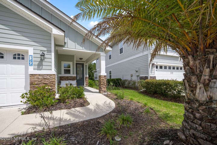 Property Photo:  149 Ferndale Way  FL 32092 