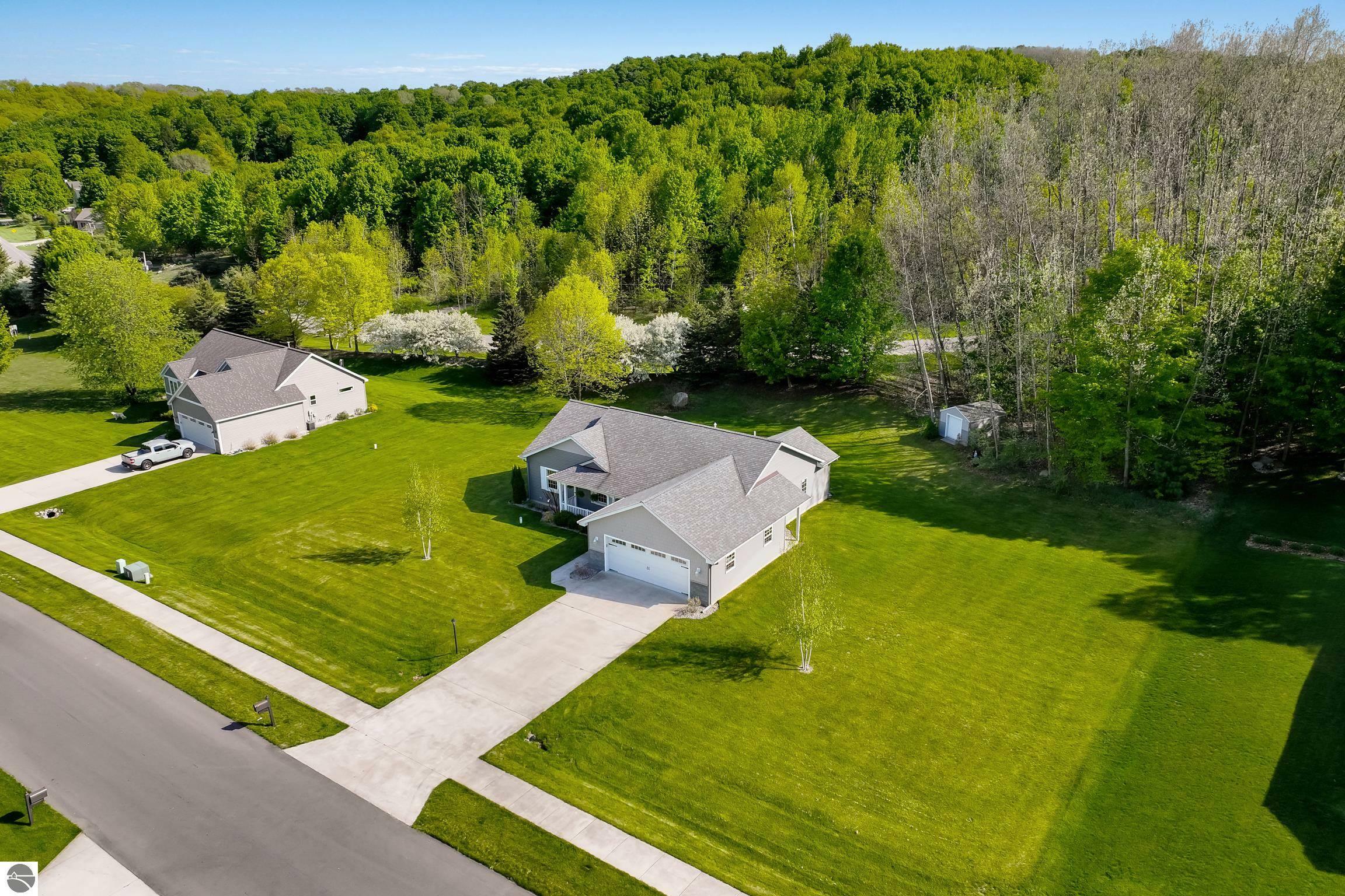 Property Photo: 9308 E Summerfield Drive MI 49684