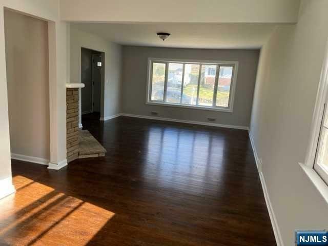 Property Photo:  107 Hiawatha Boulevard  NJ 07436 