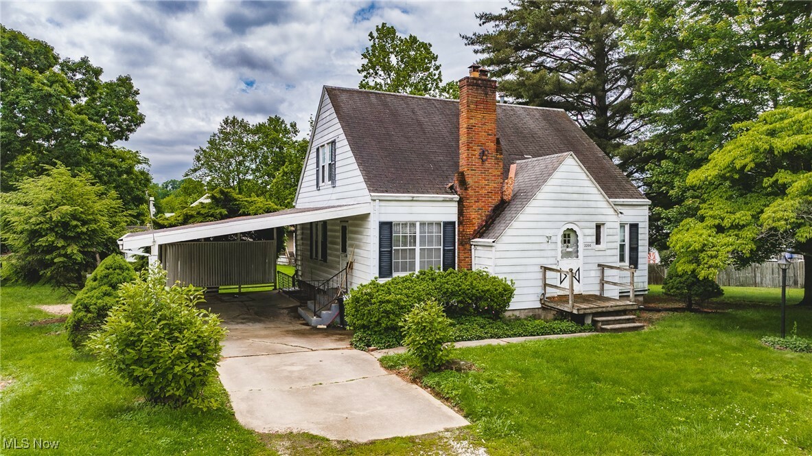 Property Photo: 2200 7th Avenue WV 26101