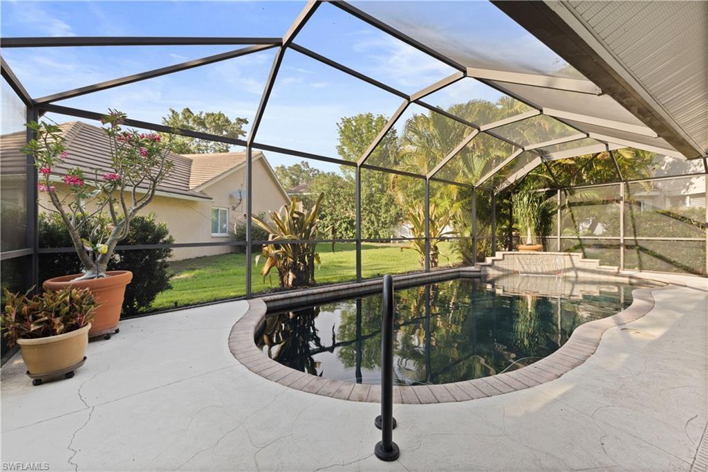 Property Photo:  11454 Waterford Village Dr  FL 33913 