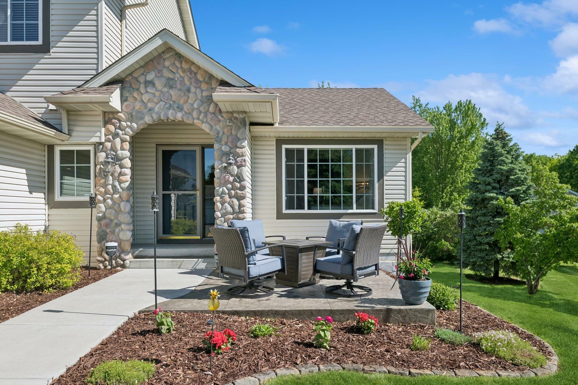 Property Photo: 4514 McAllister Avenue NE MN 55376