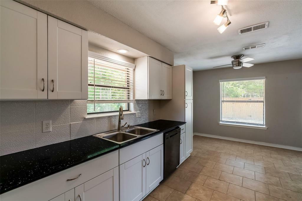 Property Photo: 4101 Johnson Street TX 75401