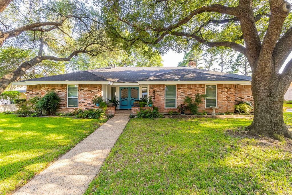 Photo de la propriété: 2421 Sir Guy Drive TX 75050