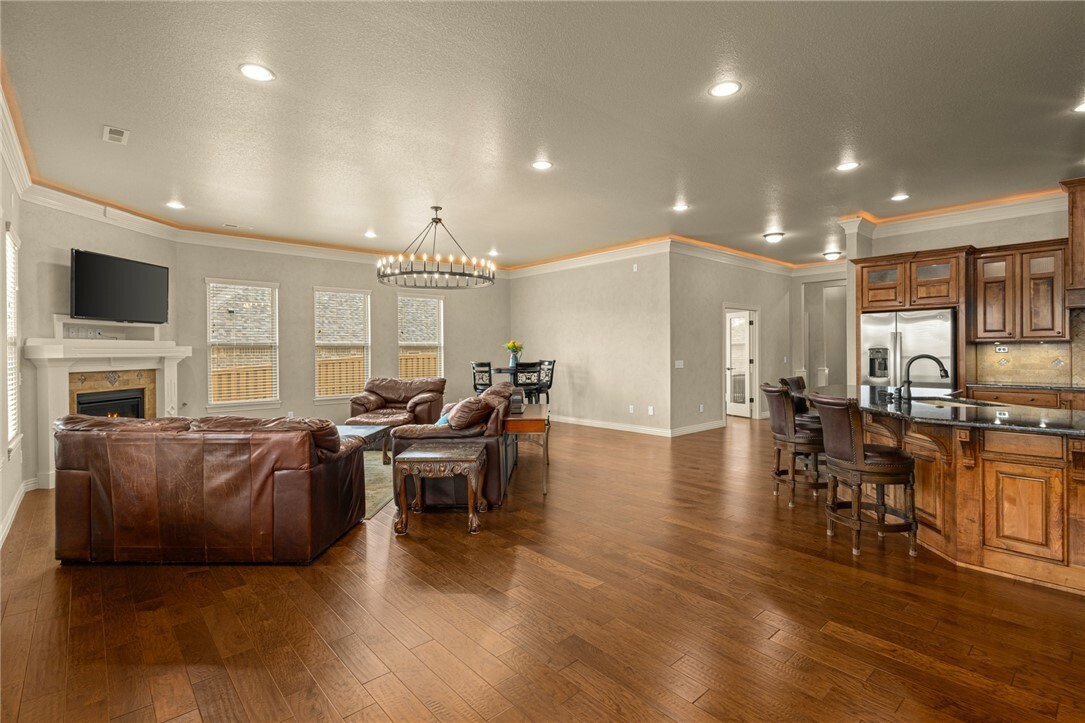 Property Photo: 3504 NW Edgewood Avenue AR 72712