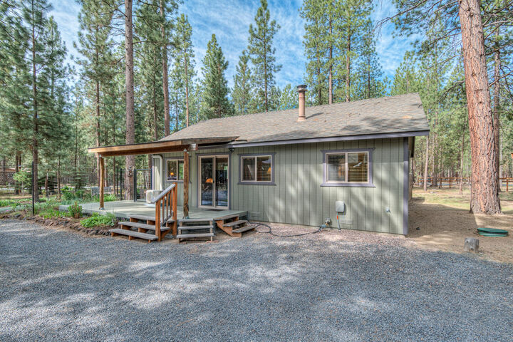 Property Photo: 15357 Ponderosa Loop OR 97739