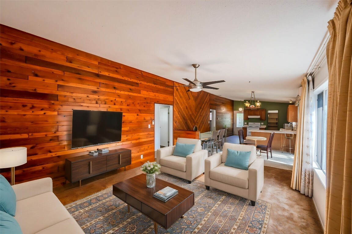 Property Photo: 4465 Mallory Crescent BC V0H 1R1
