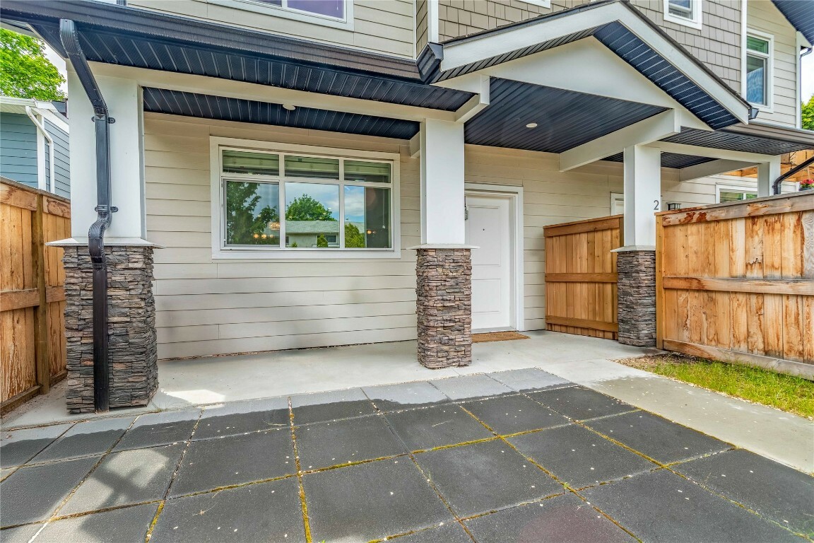 Property Photo:  782 Coopland Crescent 1  BC V1Y 2V1 