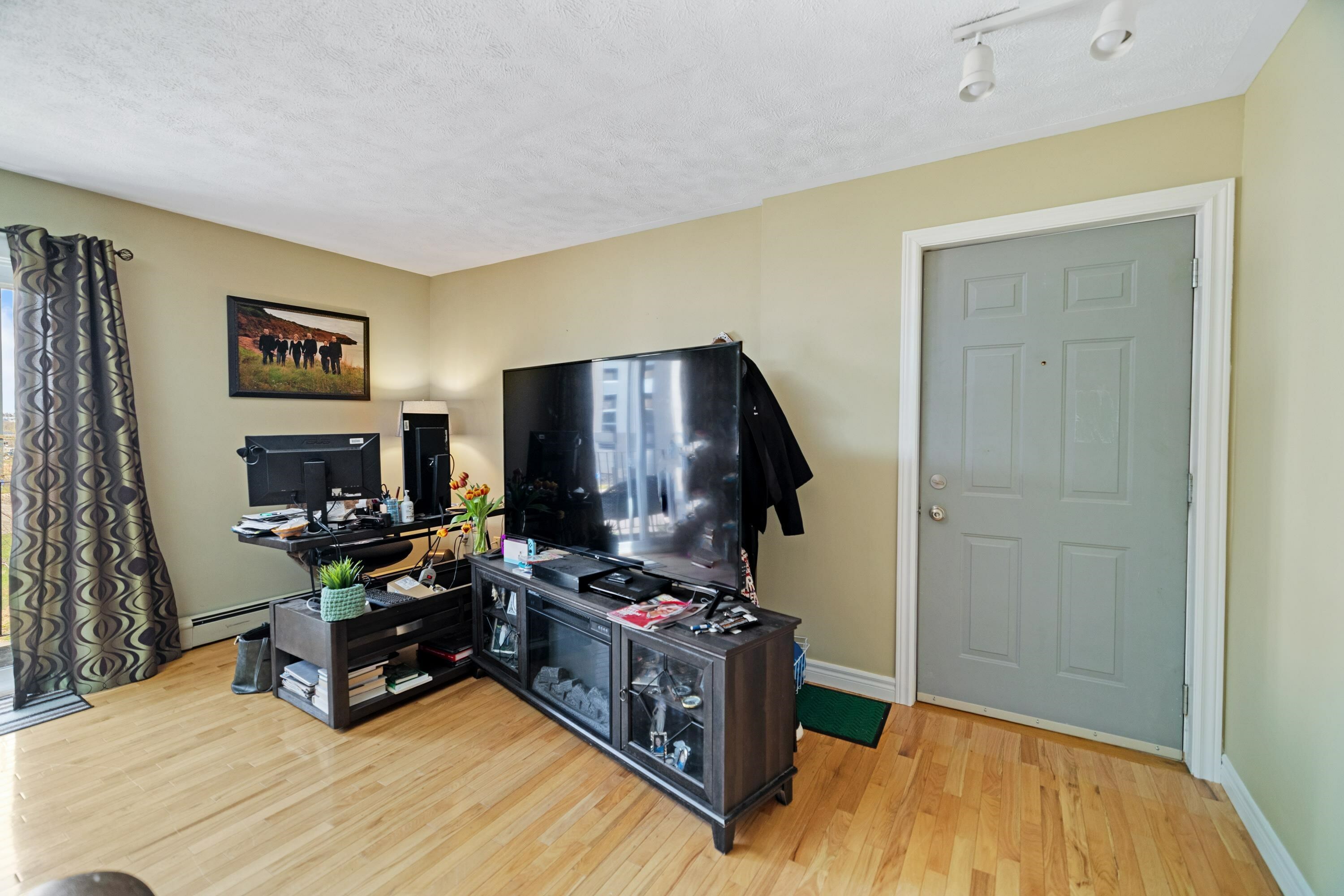 Property Photo: 152 Maypoint Road 12 PE C1E 1Y2