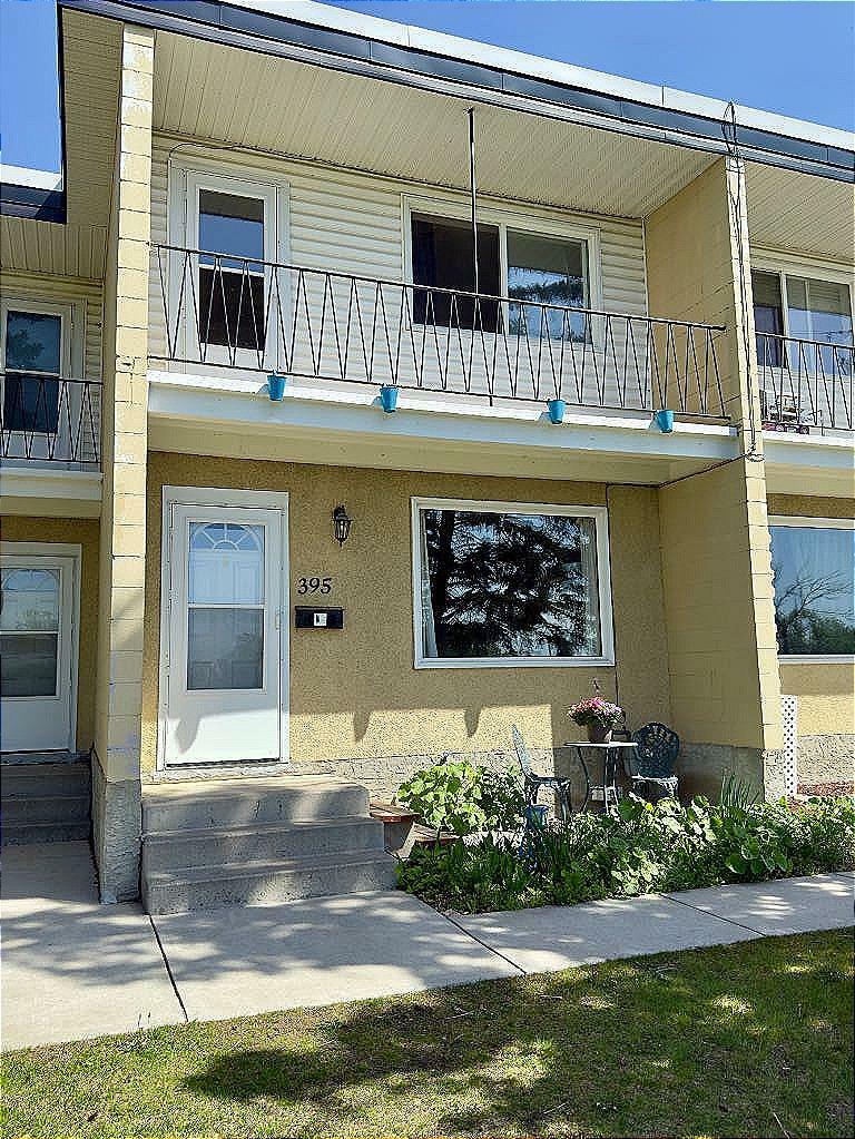 Property Photo: 2211 19 Street NE 395 AB T2E 4Y5
