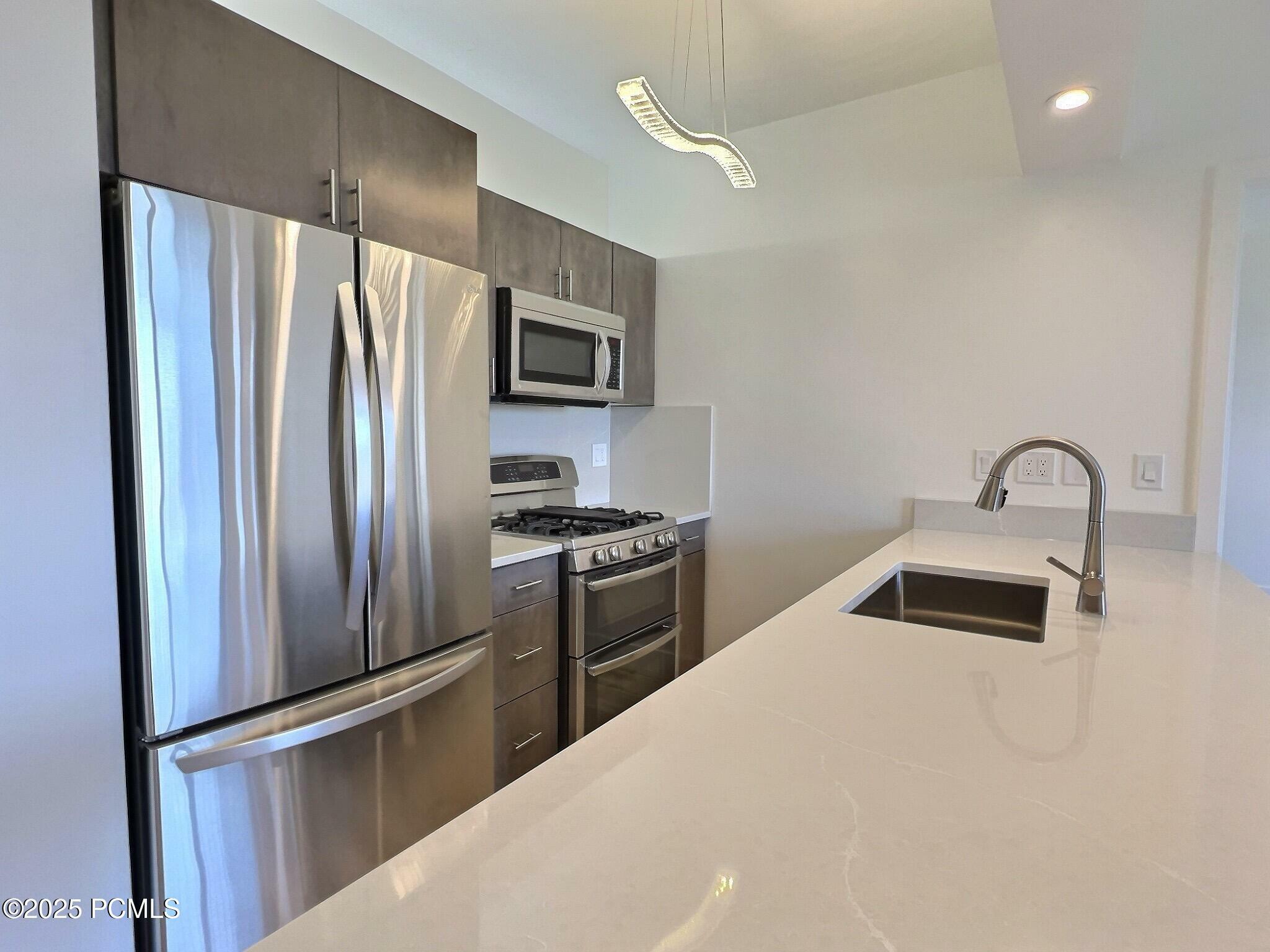 Property Photo: 1364 W Stillwater Drive 3038 UT 84032