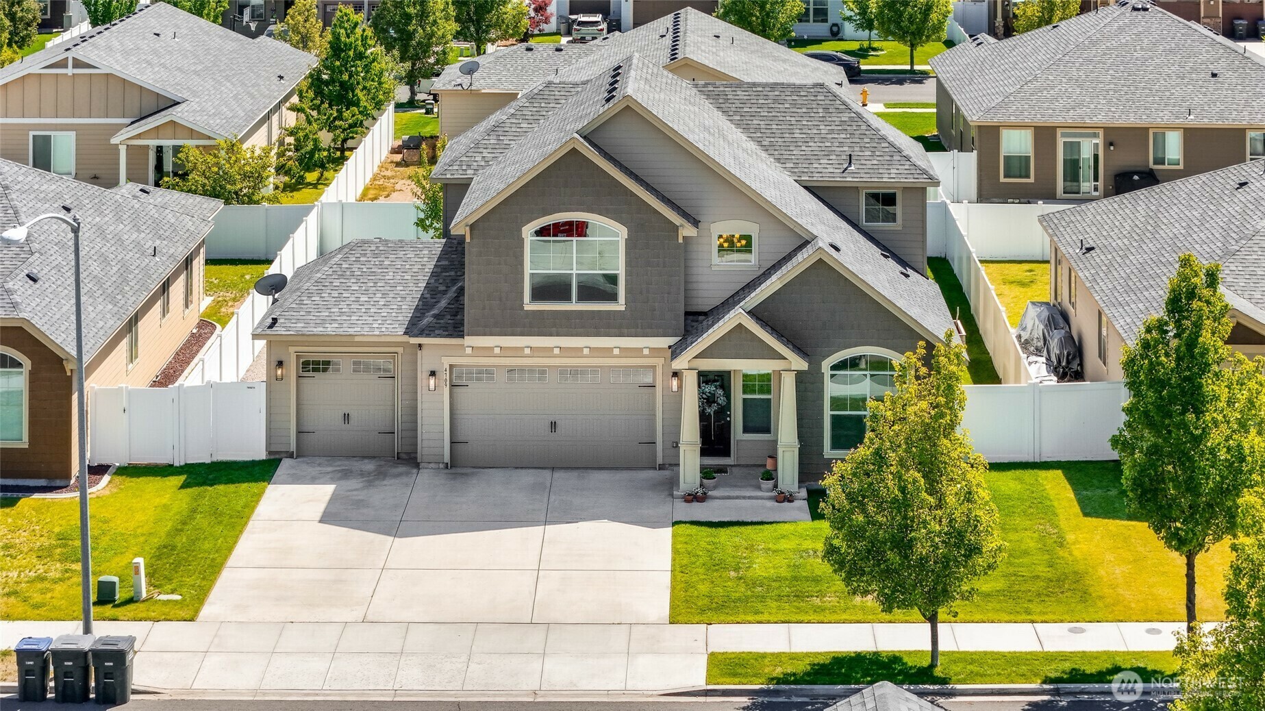 Property Photo: 4709 W Fox Street WA 98837