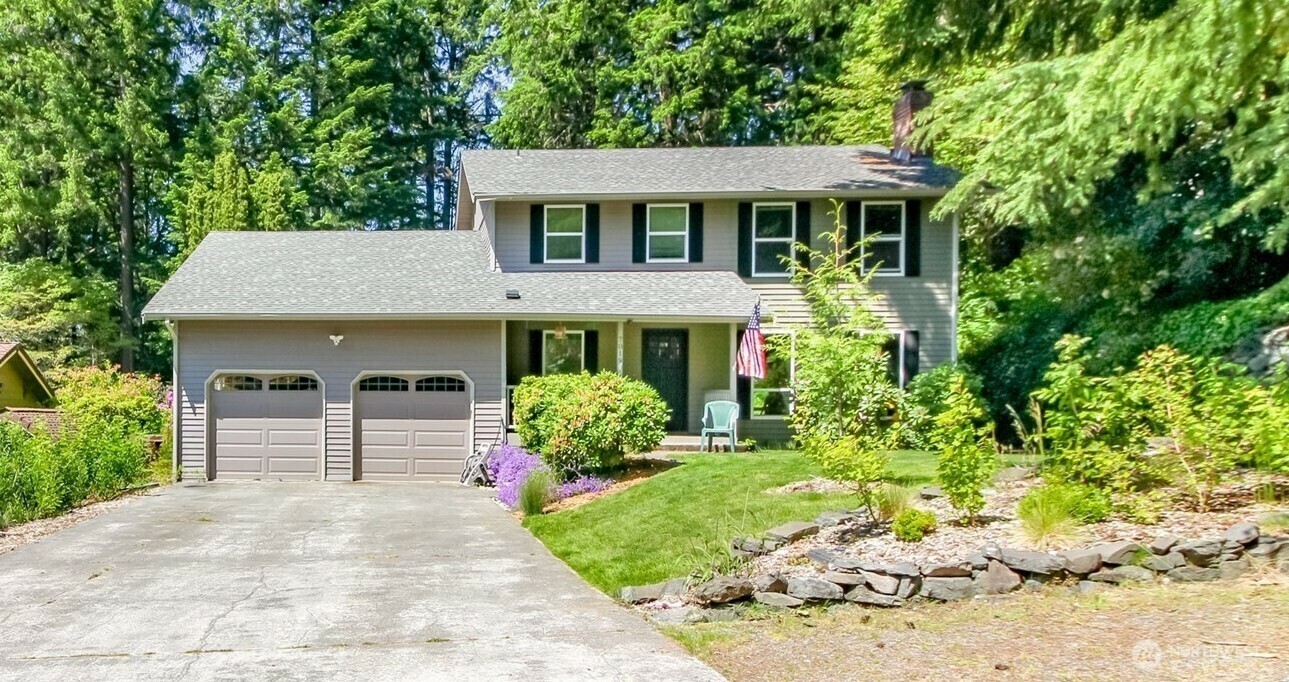 Property Photo: 7019 Cameo Drive SW WA 98499