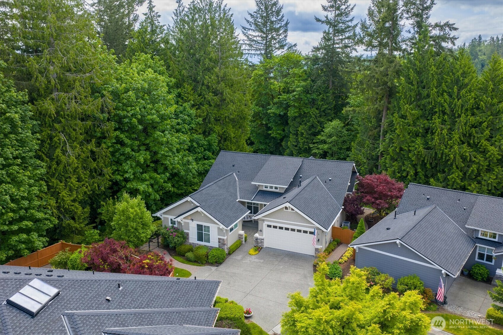 Property Photo:  11810  Big Leaf Way NE  WA 98053 
