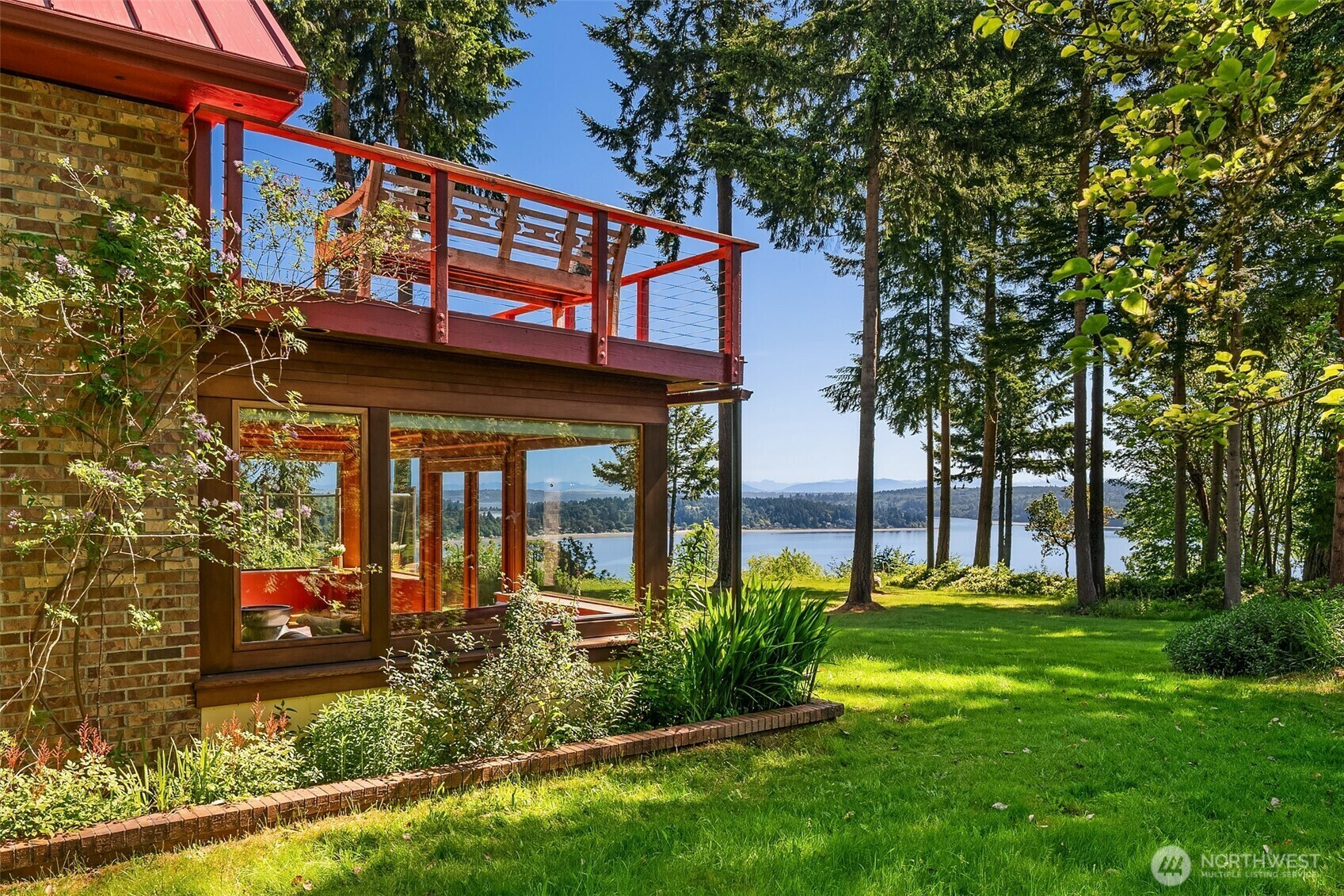 Property Photo: 12010 SW Wesleyan Way 1 WA 98070