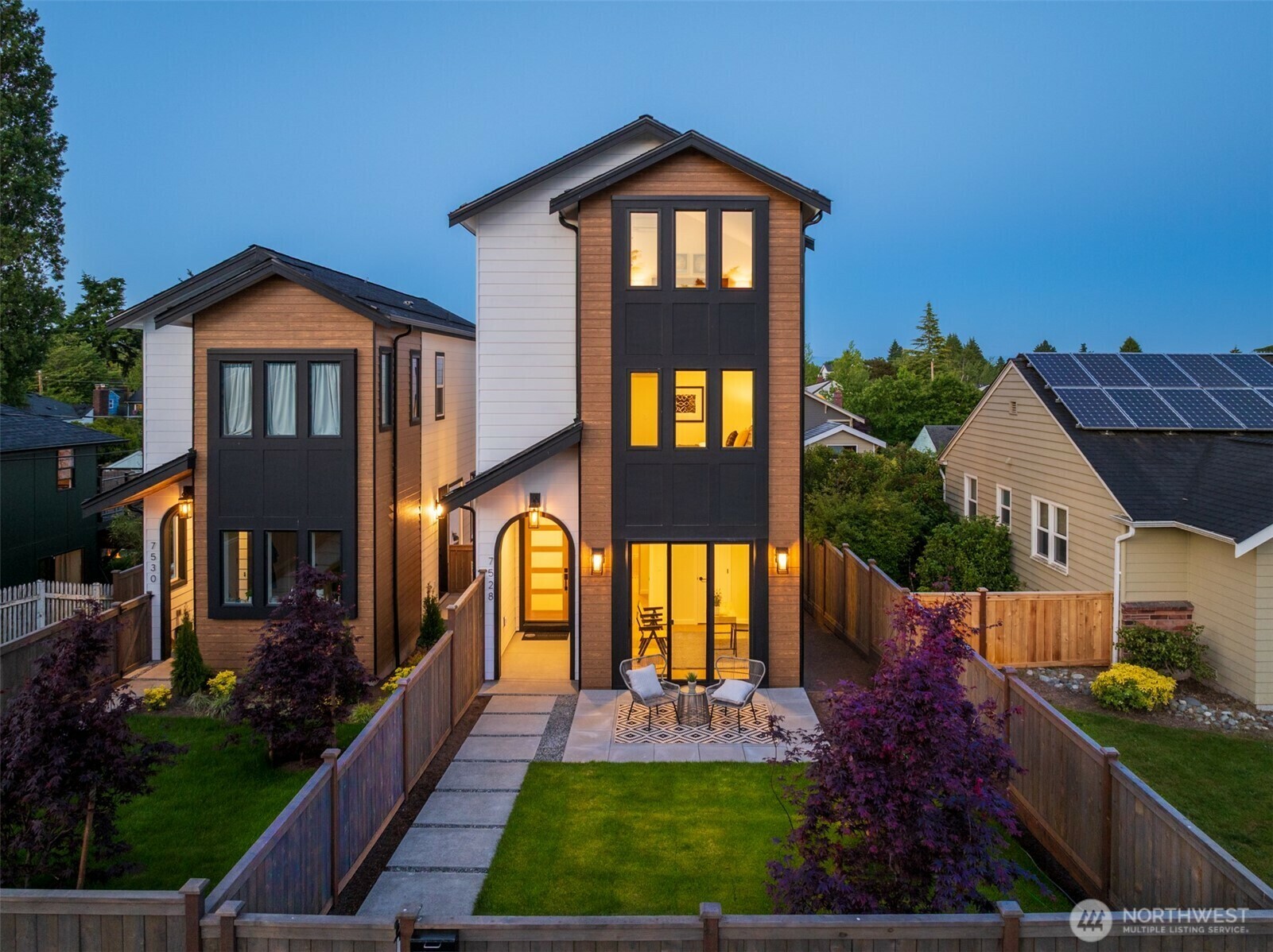 Property Photo: 7528 30th Avenue NW WA 98117