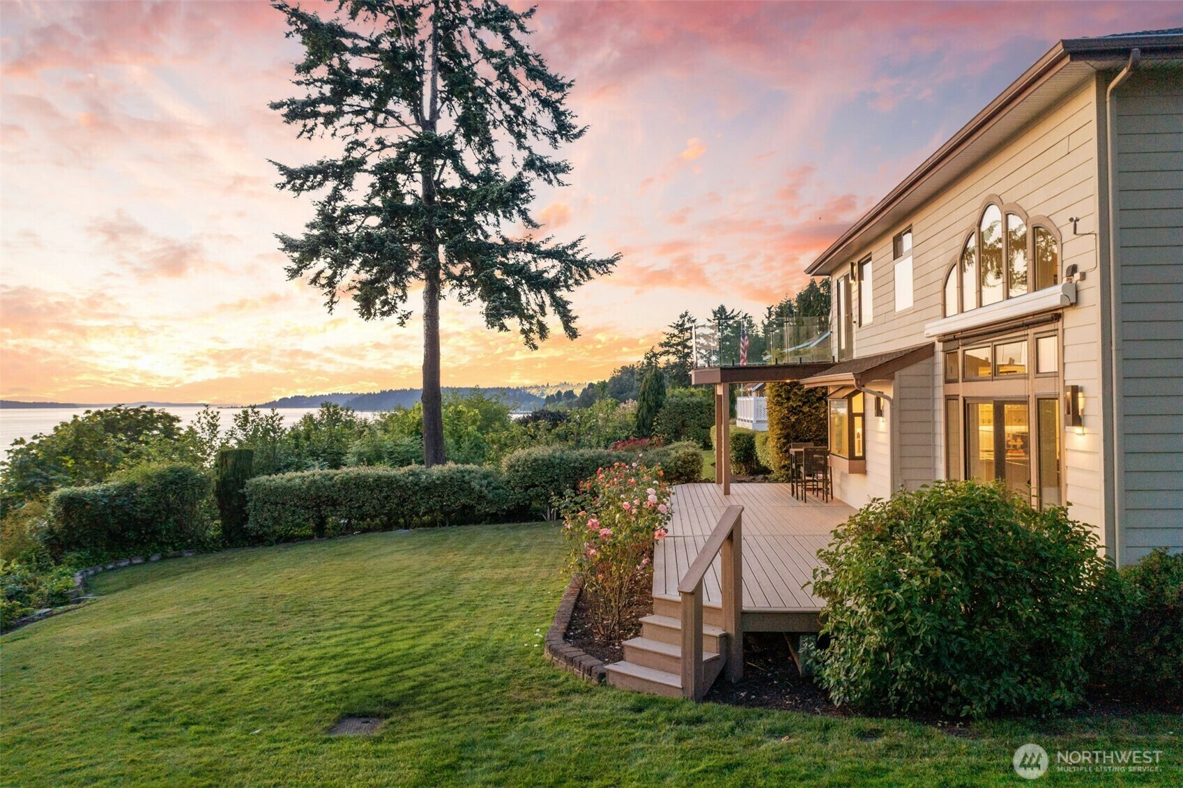 Property Photo: 26045 Marine View Drive S WA 98198