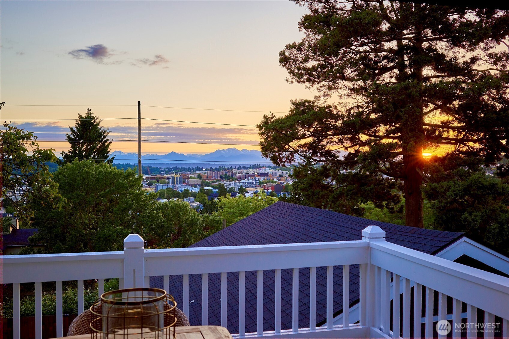Property Photo: 5045 Baker Avenue NW WA 98107