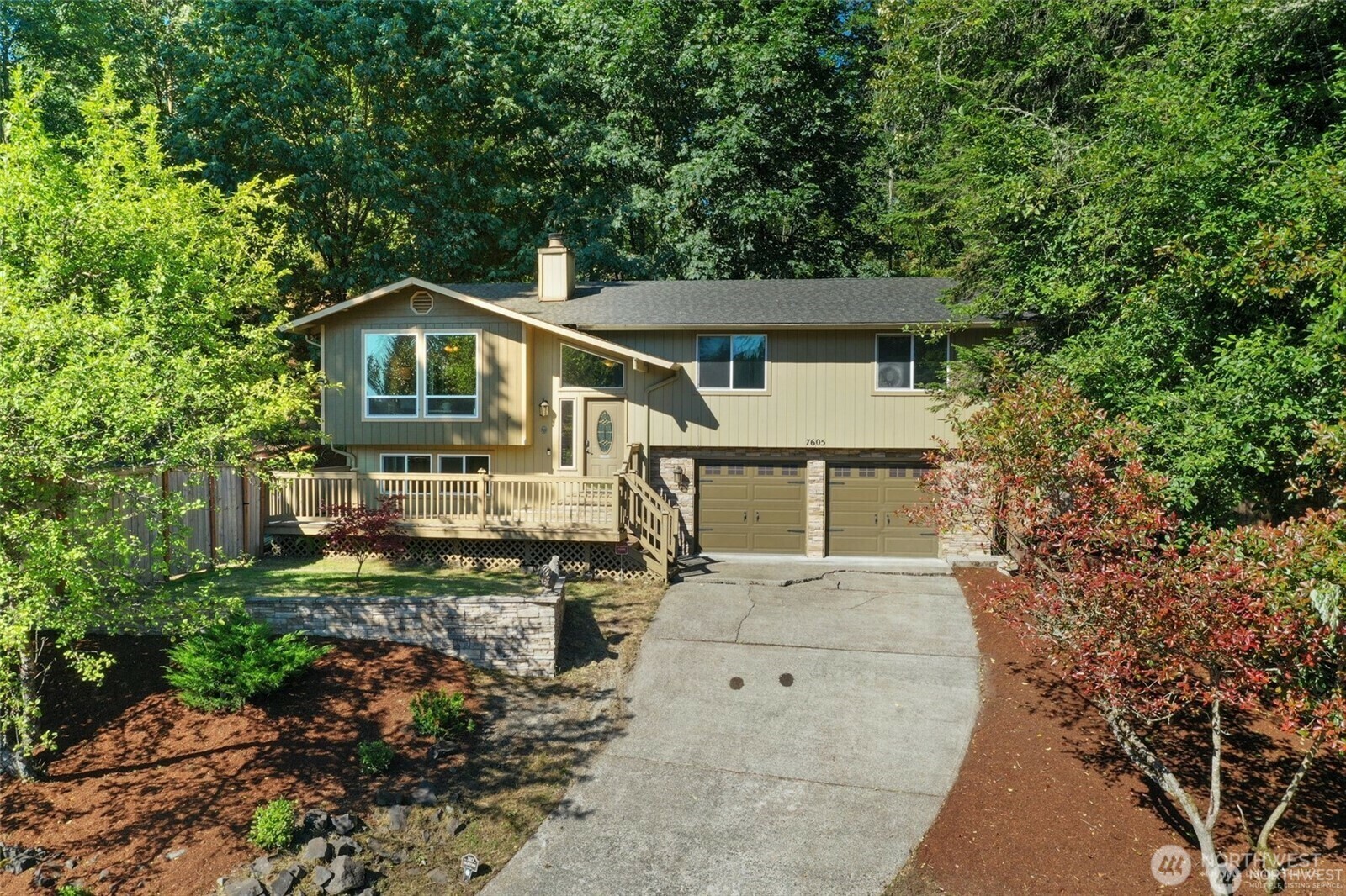 Property Photo: 7605 Alice Court SE WA 98503
