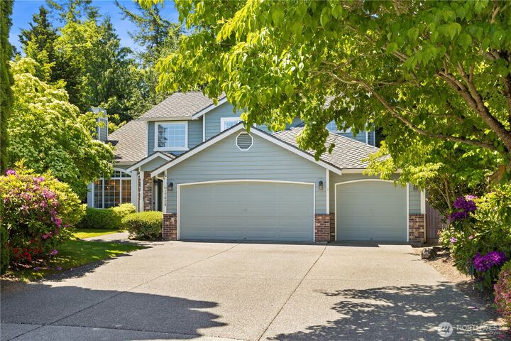 Property Photo: 17049 160th Avenue SE WA 98058