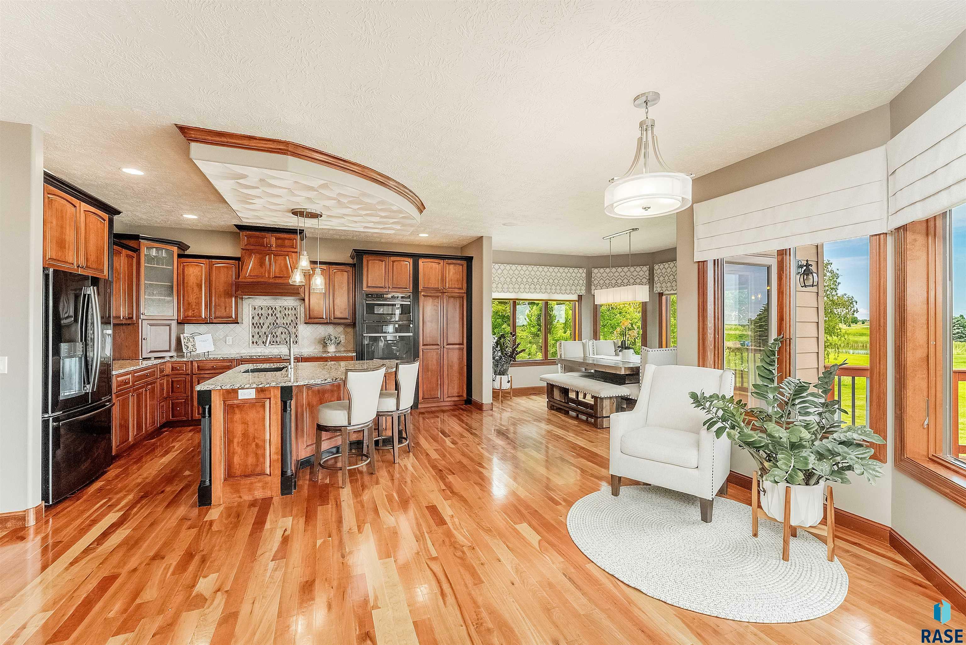 Property Photo: 47198 Bakker Cir SD 57108