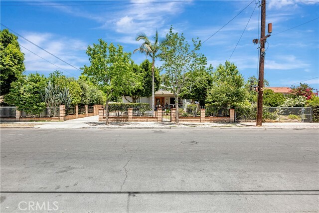Property Photo: 8960 Telfair Avenue CA 91352