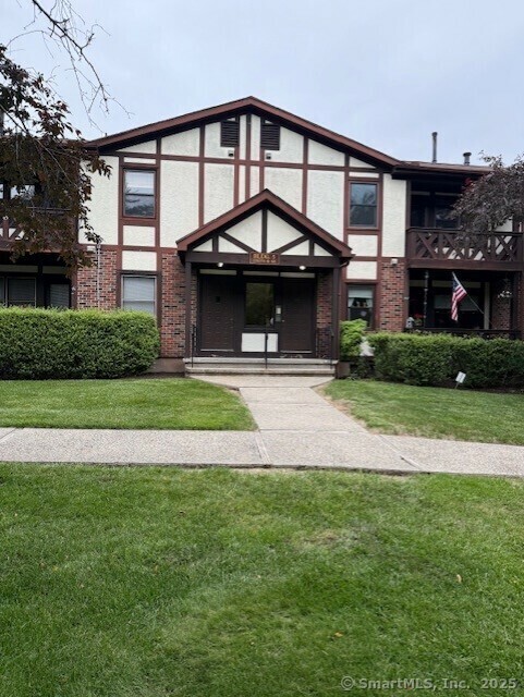 Property Photo: 365 Mather Street Apt 43 CT 06514