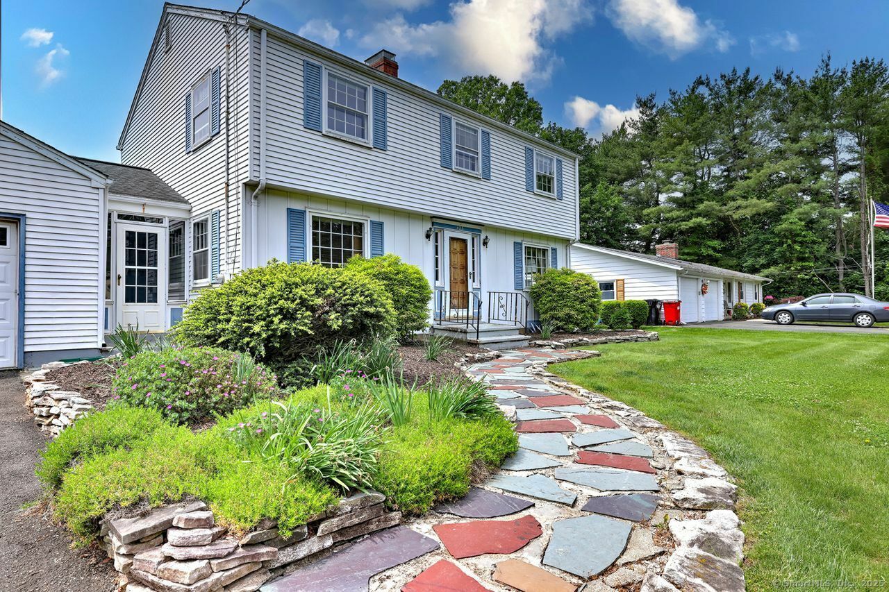 Property Photo: 423 Baldwin Avenue CT 06450