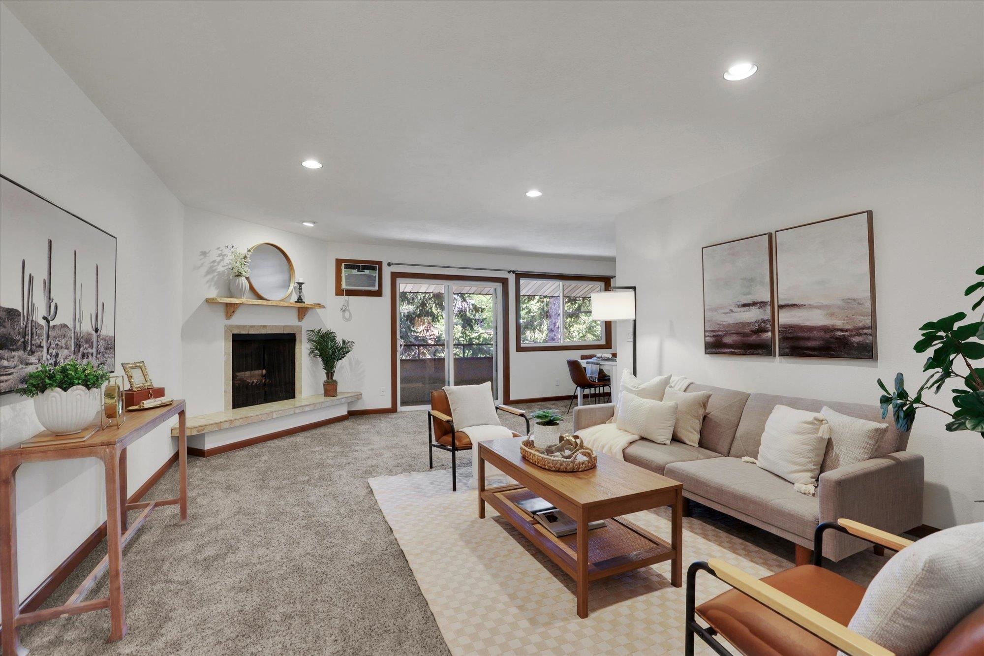 Property Photo: 1002 W 7th Ave 301 WA 99204