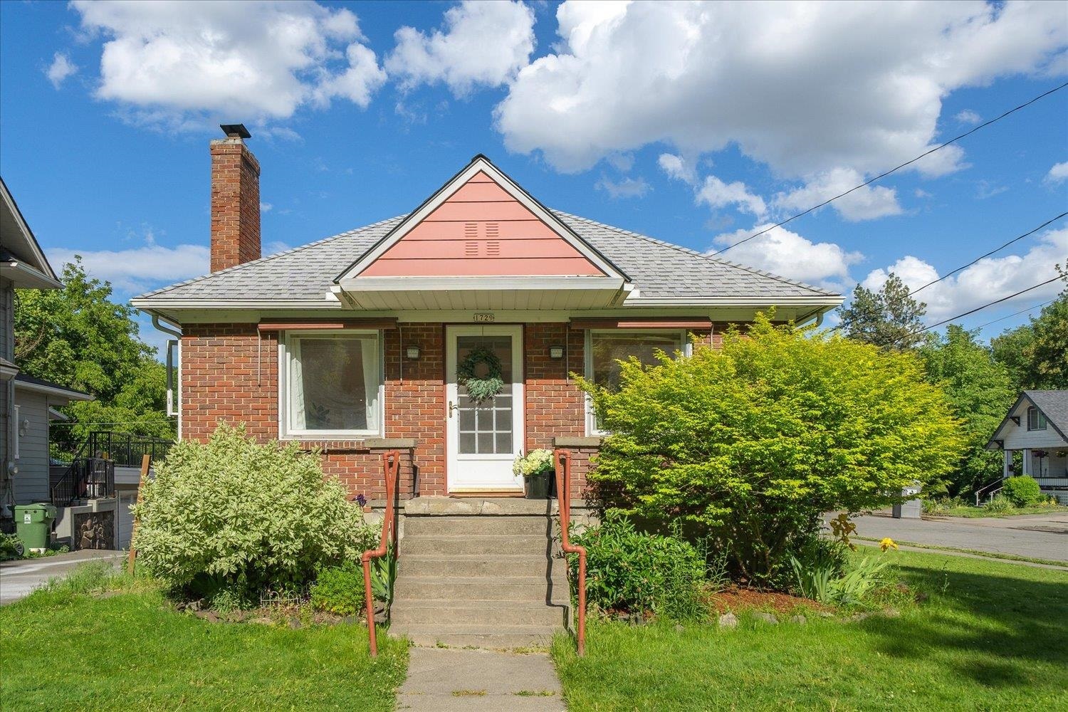 Property Photo: 1729 S Grand Blvd WA 99203