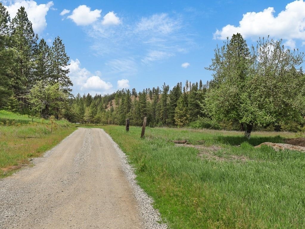 9215 S Cheney Spokane Rd  Marshall WA 99020 photo