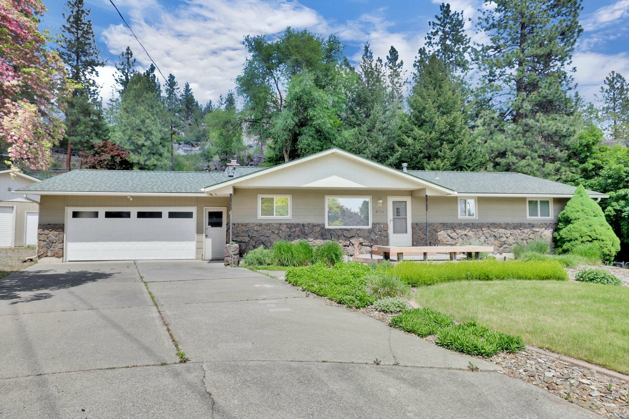 4716 N Dick Rd  Spokane WA 99212 photo