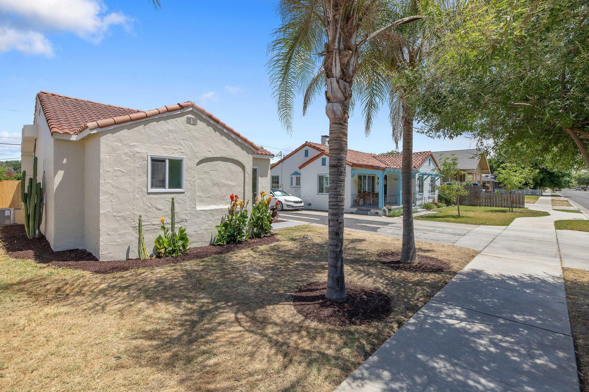 Property Photo: 1321 N Harris Street CA 93230
